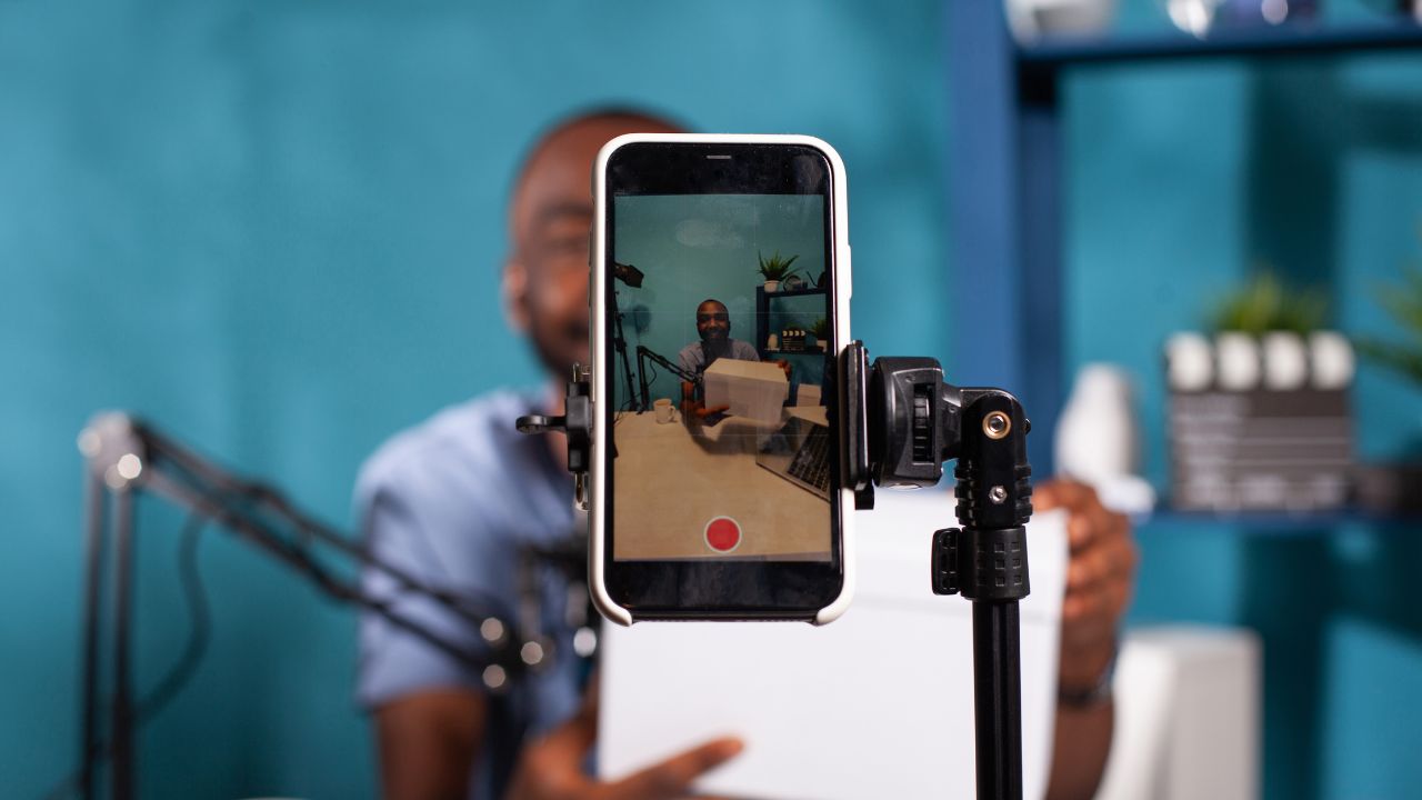 Cara Memilih HP untuk Live Streaming Apa yang Harus Dipertimbangkan